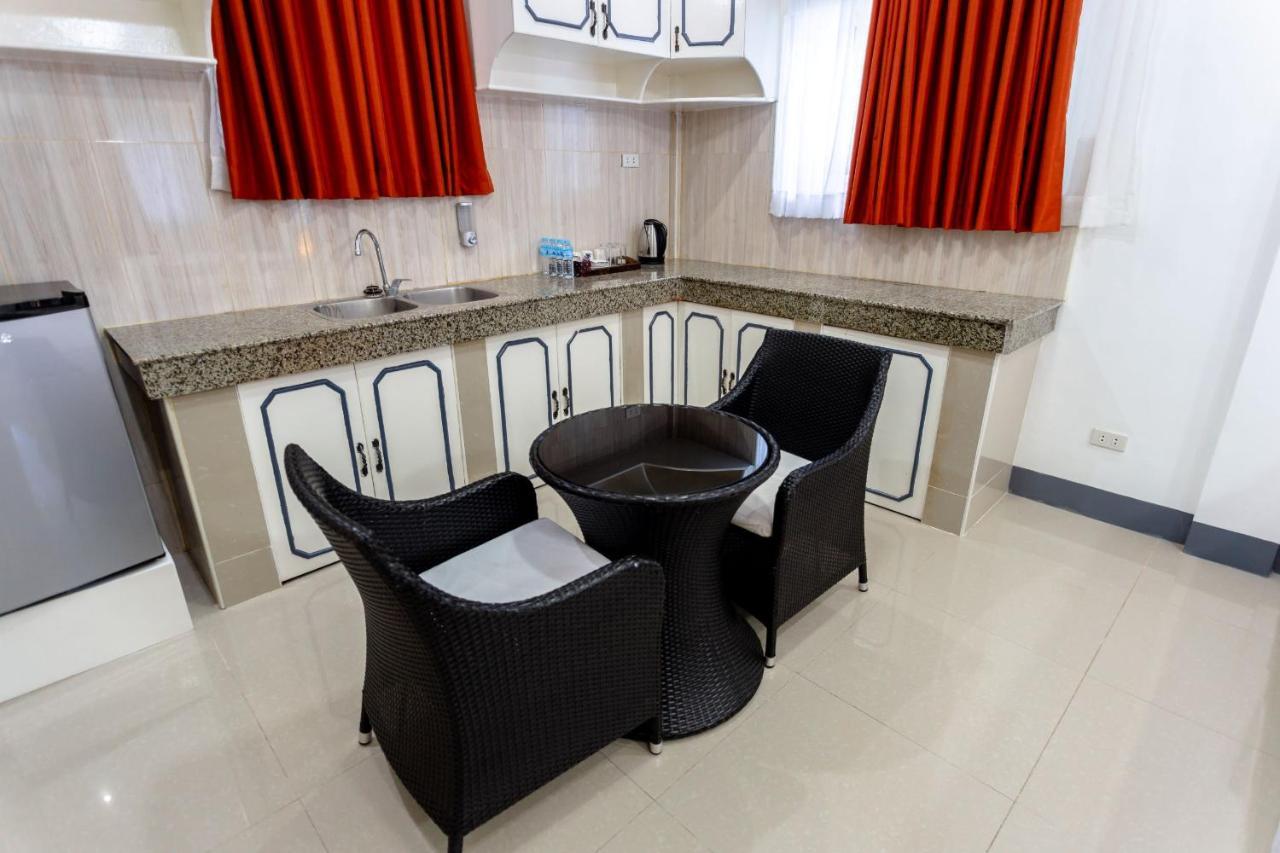 Madison Garden And Residences Panglao Exterior photo