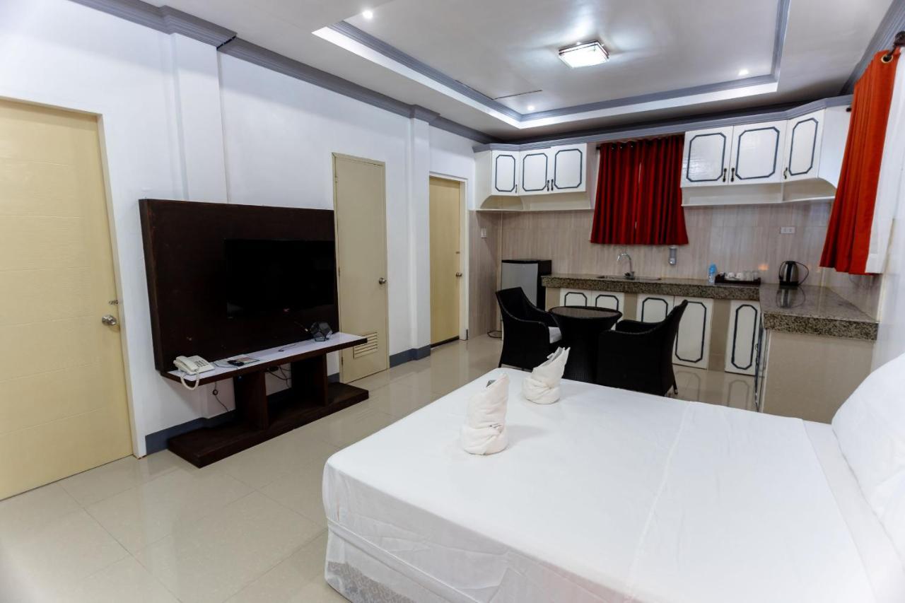 Madison Garden And Residences Panglao Exterior photo